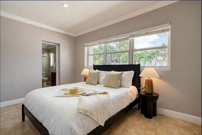 Building Photo - 1501 N Fort Lauderdale Beach Blvd