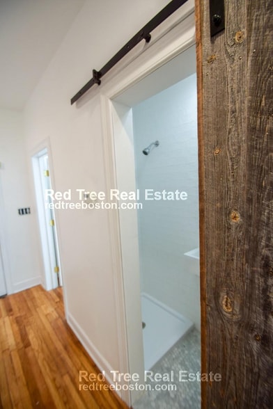 Building Photo - 36 Cedar St