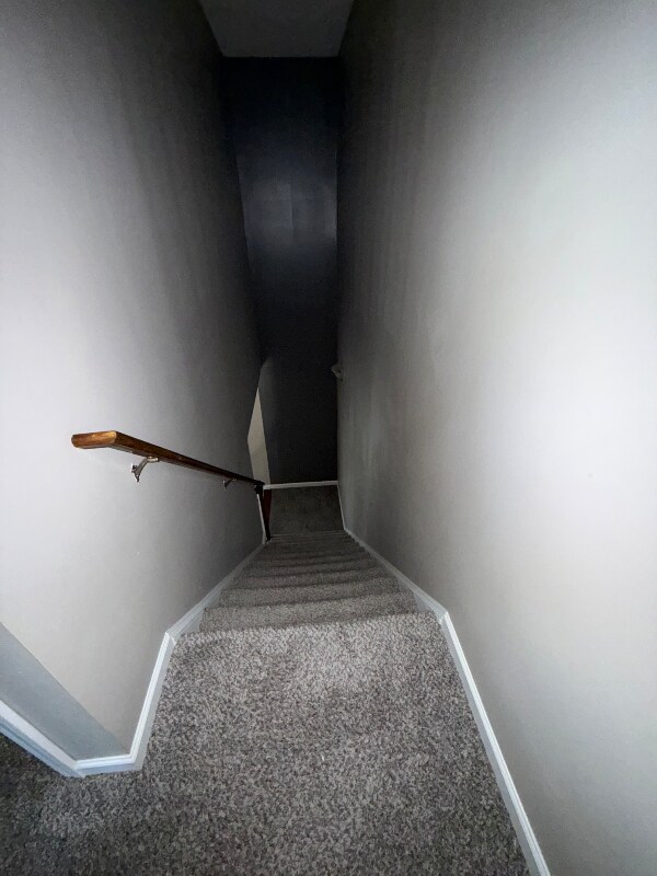 Building Photo - 650 Ganyard Farm Way