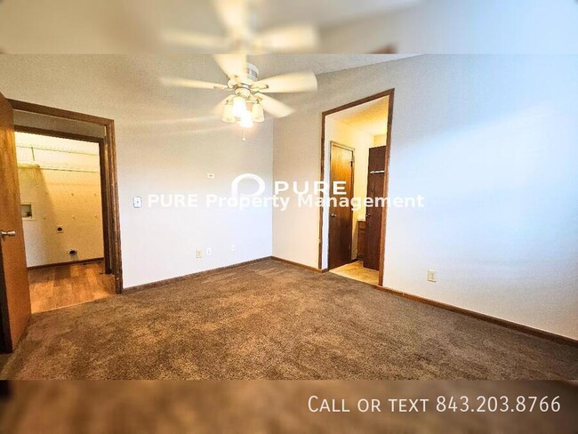 Building Photo - 50% Off One Months Rent!!!! Charming 3-bed...