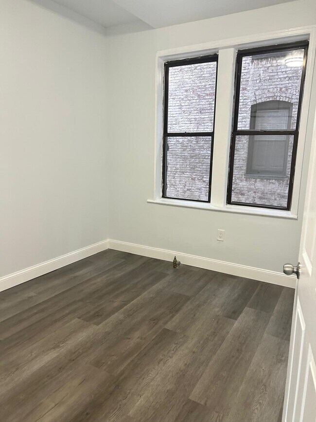 Building Photo - 61 65th St