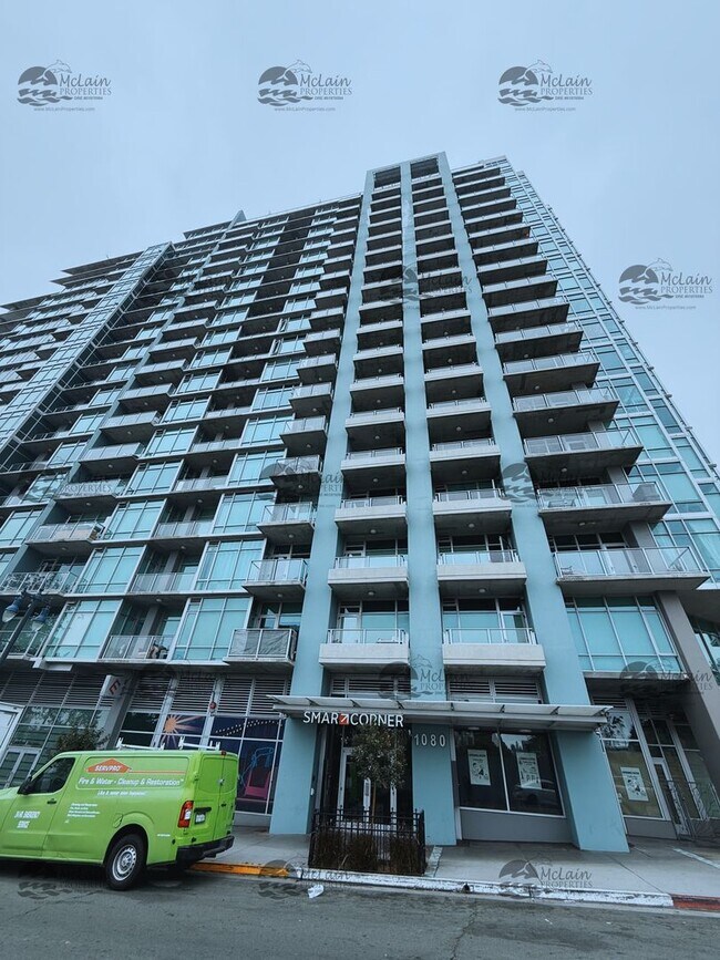 Building Photo - 1080 Park Blvd