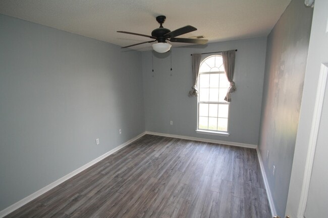 Building Photo - 5707 Antler Trail