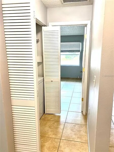 Building Photo - 2720 S Sunrise Ct