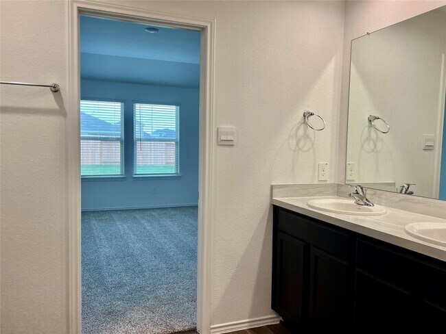 Building Photo - 5130 Cherry Tallow Trl