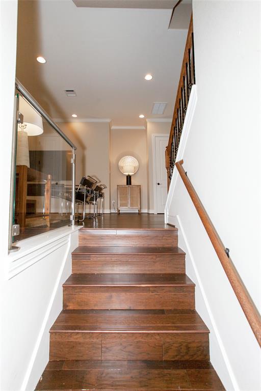 Building Photo - 224 Adams St