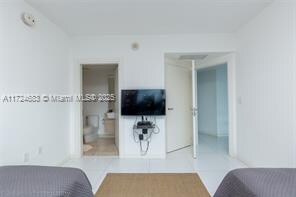 Building Photo - 200 Biscayne Boulevard Way