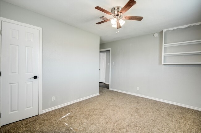 Building Photo - 20244 County Rd 510W