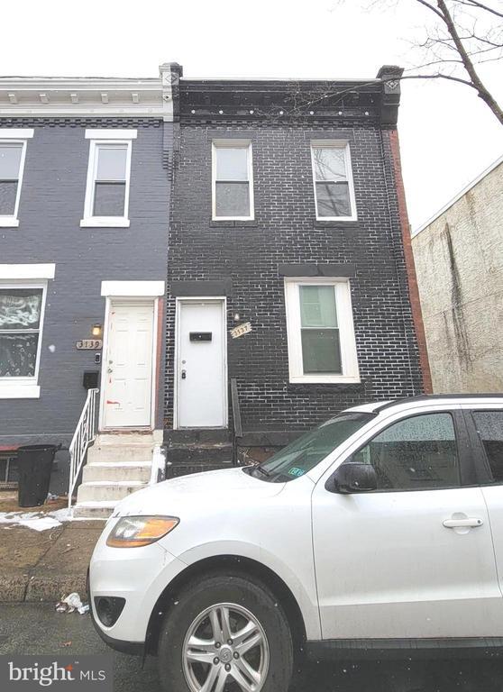 Building Photo - 3137 N Stillman St