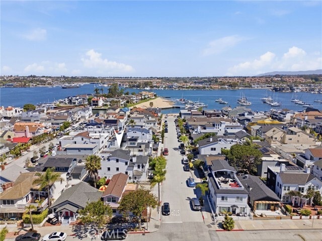 Building Photo - 305 Montero Ave