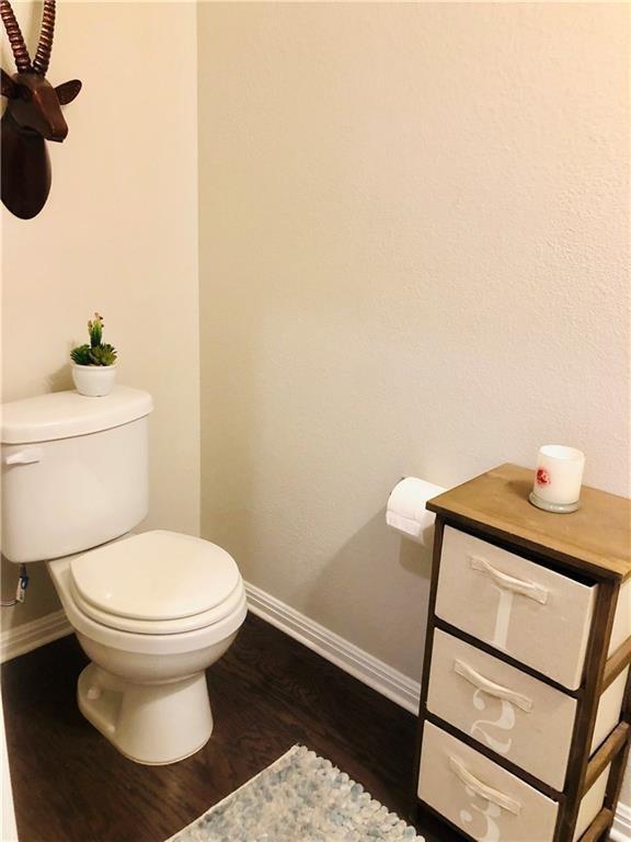 Building Photo - 2304 S Lakeline Blvd