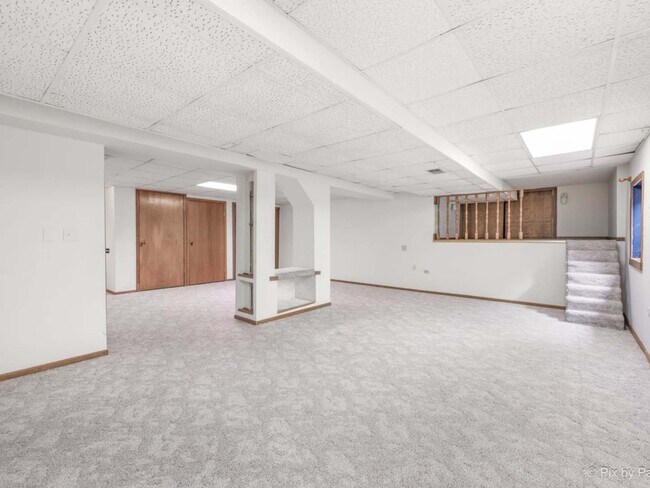 Building Photo - 1412 Rolling Grove Ct