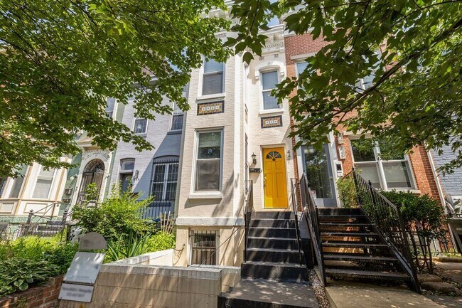 Building Photo - 447 M St NW