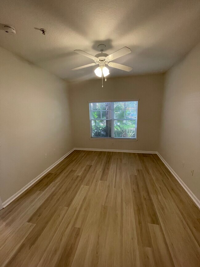 Building Photo - 4207 S Dale Mabry Hwy