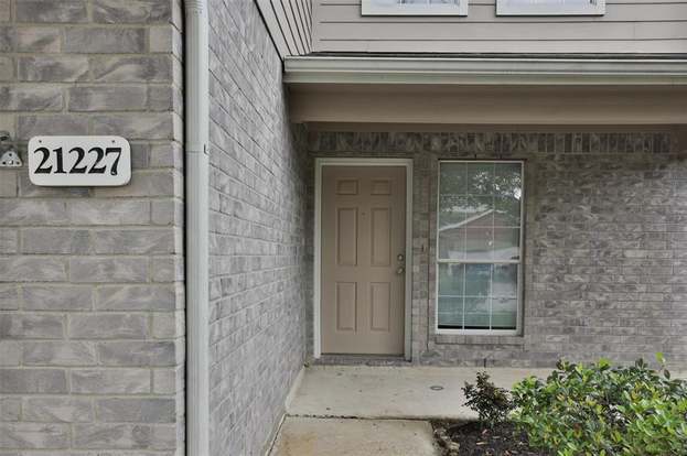 Building Photo - 21227 Grand Field Ct