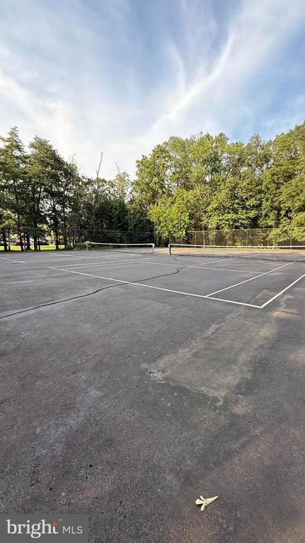 Building Photo - 7863 Apache Ridge Ct