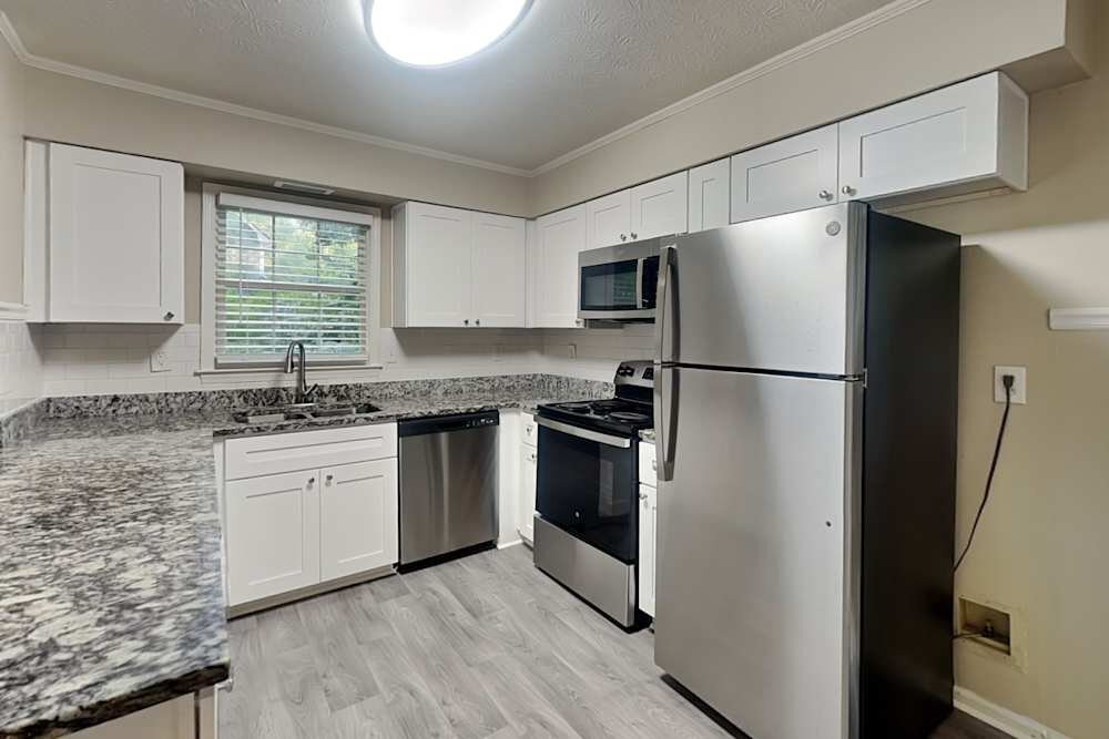 Building Photo - 4122 Deerbrook Way SW