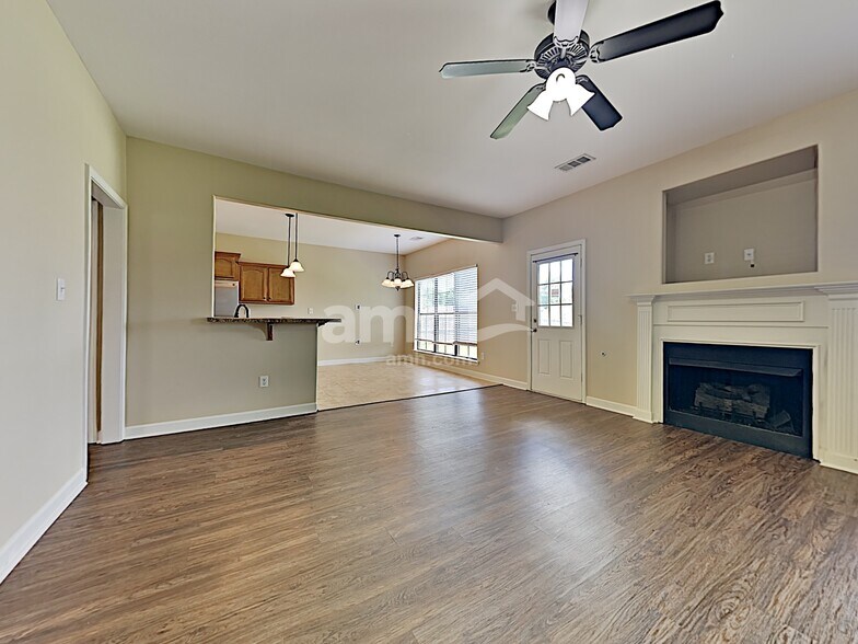 Building Photo - 6329 Asbury Pl