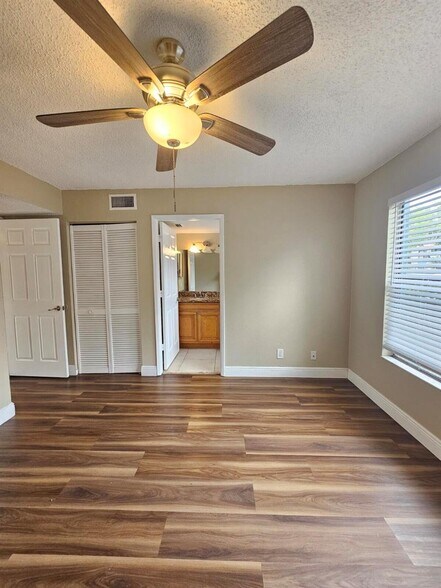 Building Photo - 1561 Windorah Way