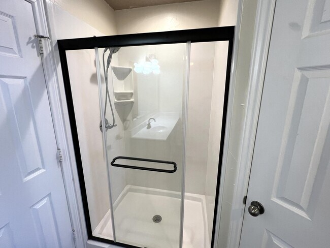 Building Photo - 1707 76th St