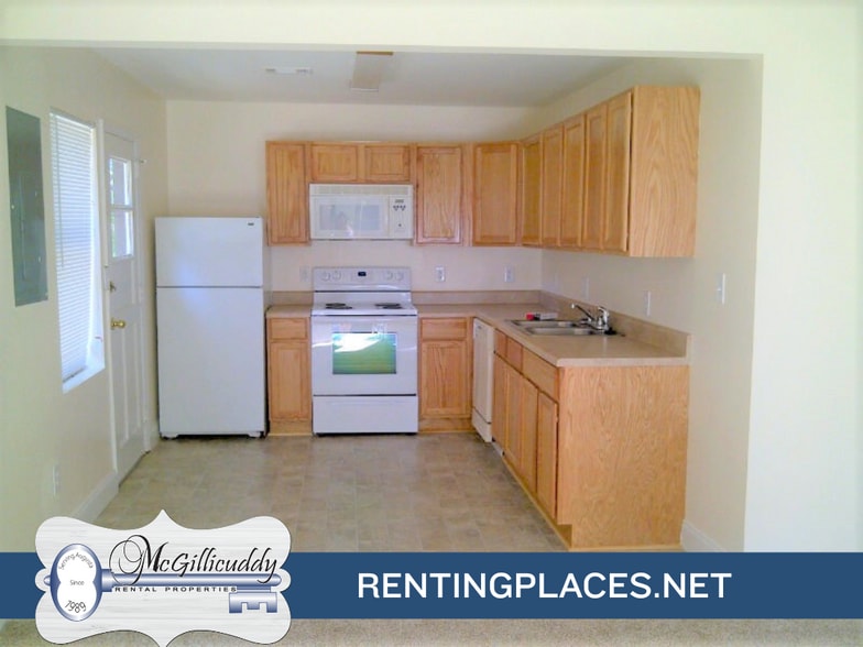 Building Photo - 1244 Holden Dr