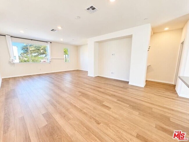Building Photo - 14057 Ruby Ln