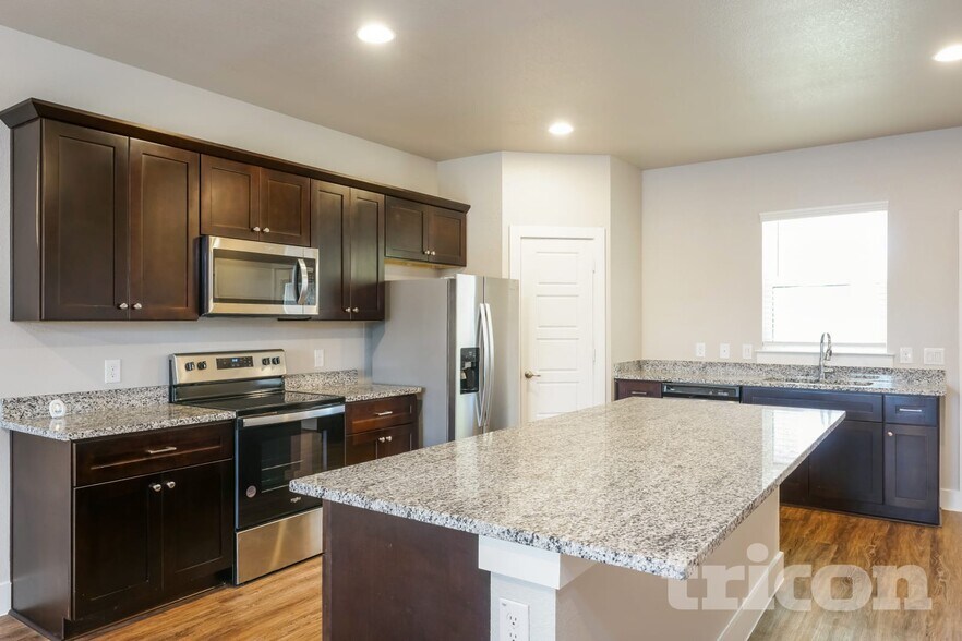 Building Photo - 10356 Ft Teran Trl