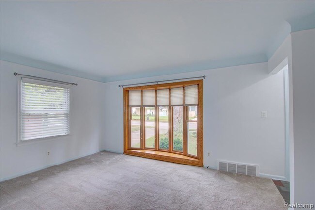 Building Photo - 249 S Chocolay Ave