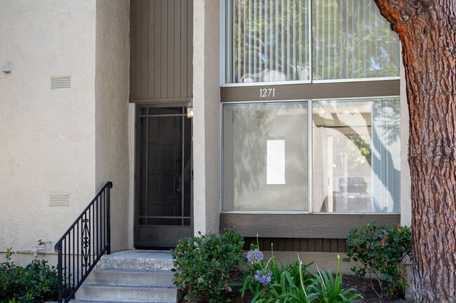 Building Photo - Ventura | Todd Ranch Townhome | 3 Bedroom + 2 Bathroom