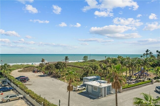 Building Photo - 125 S Ocean Ave