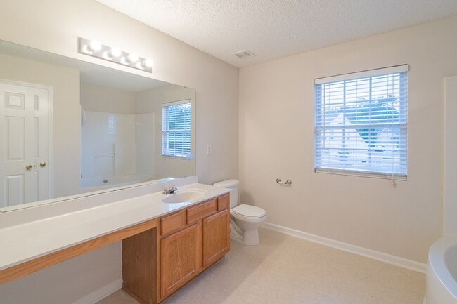 Building Photo - Spacious Home with Oversized Bedrooms & Op...