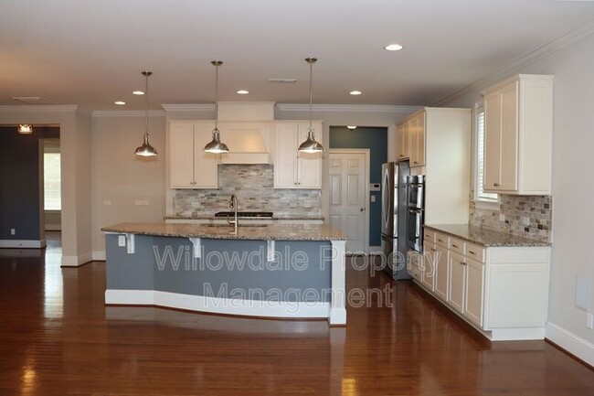 Building Photo - 124 Durban Meadow Dr