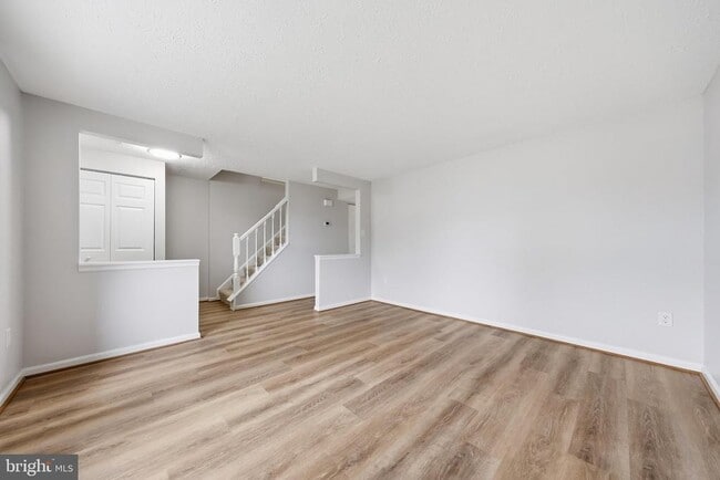 Building Photo - 6711 Kernel Ct