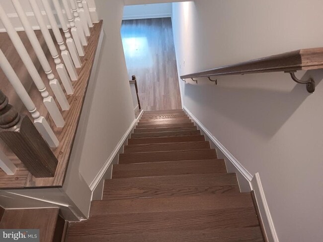 Building Photo - 4951 Longmire Wy