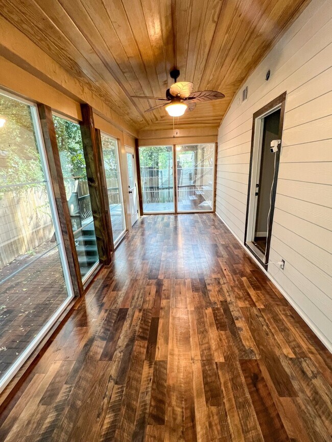 Building Photo - 4605 Orange St