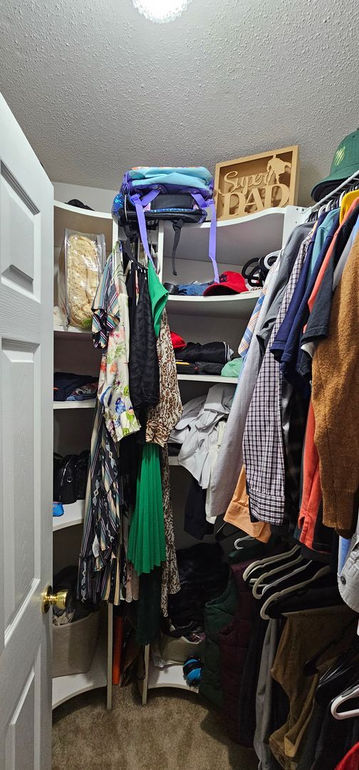 Building Photo - 4162 Whitehall Dr