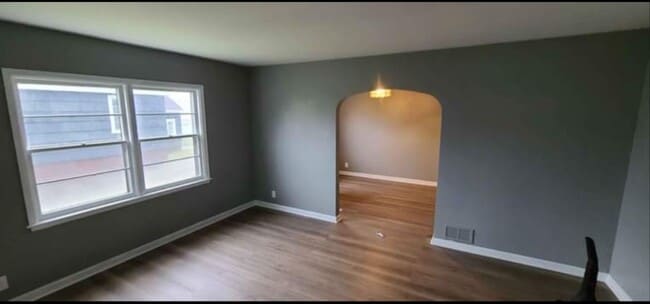 Building Photo - 925 Calvert St