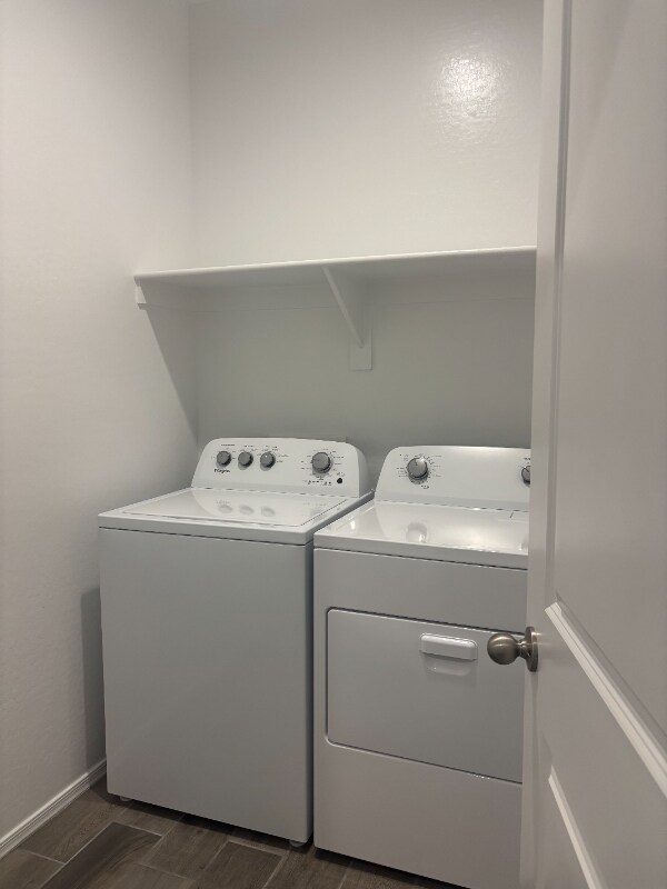 Building Photo - 28242 N Nealite Dr