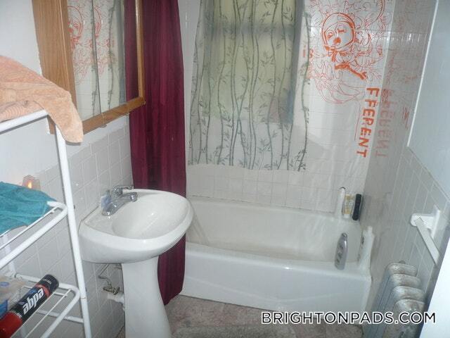 Building Photo - 23 Cummings Rd