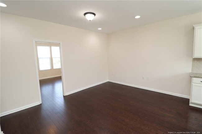 Building Photo - 1405 Regents Ln