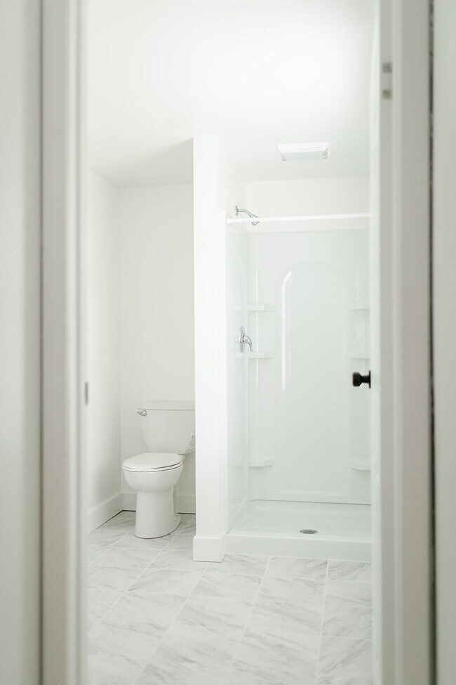 Building Photo - 1745 State St