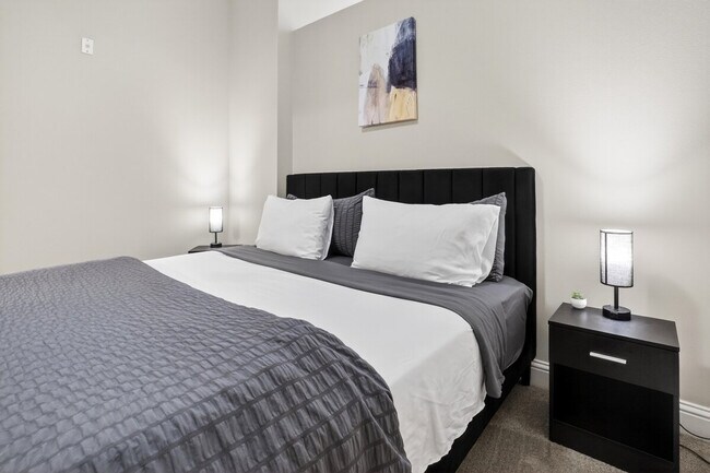 Building Photo - 110 N Boston Ave