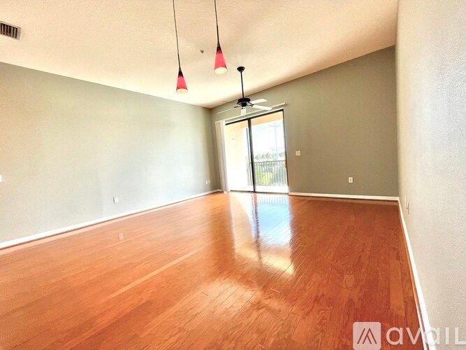 living room - 7230 Hamilton Rd