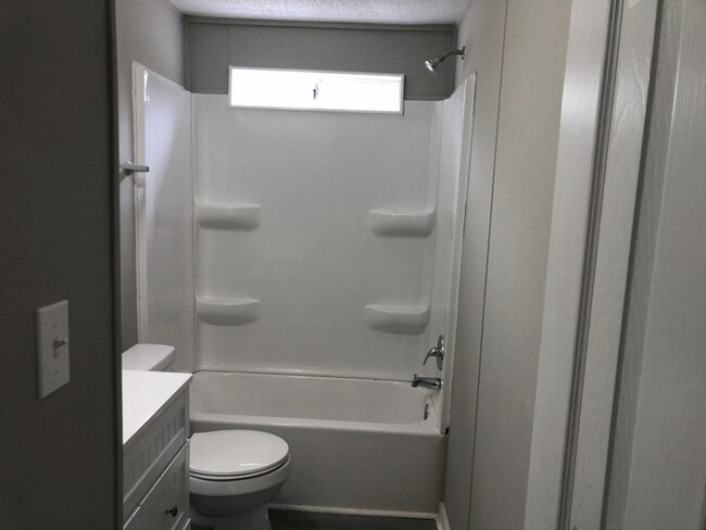 Building Photo - 295 E Wright St