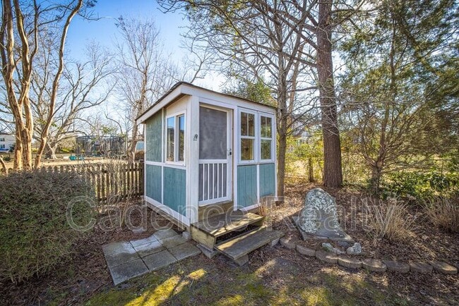 Building Photo - 205 N Sea Lily Ct