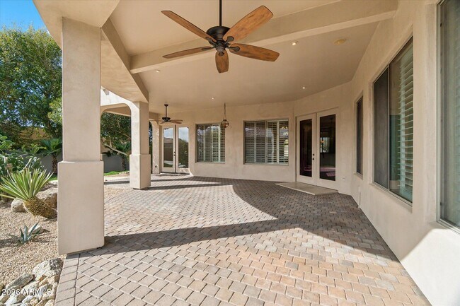 Building Photo - 8451 E High Point Dr