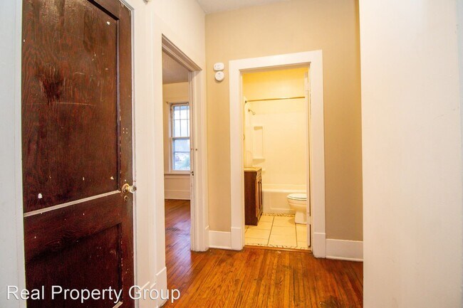 Building Photo - 4 br, 2 bath House - 1111 Hamilton Way