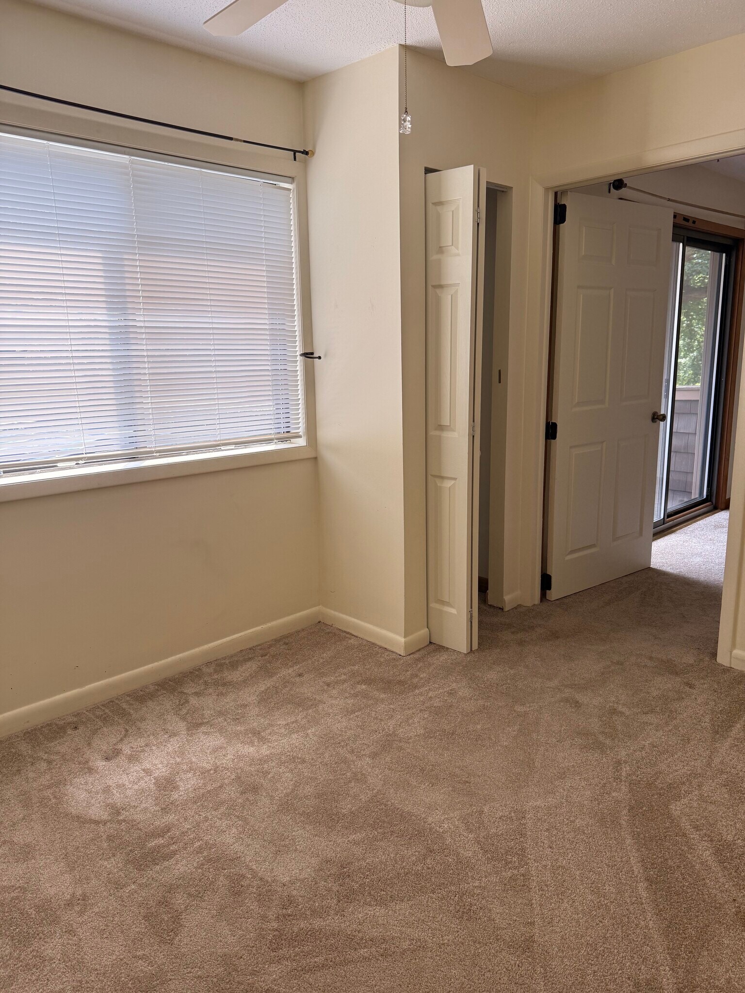 2nd bedroom - 166 Old Brookfield Rd