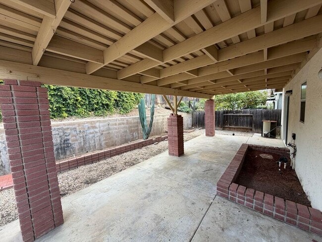 Building Photo - 28138 Bavaria Dr