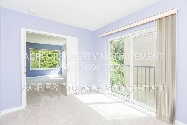 Building Photo - 524 6th Ave W